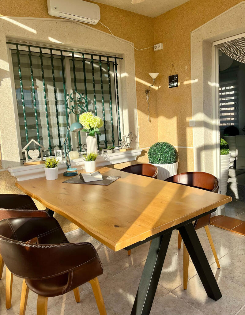 4 Schlafzimmer Villa zu verkaufen