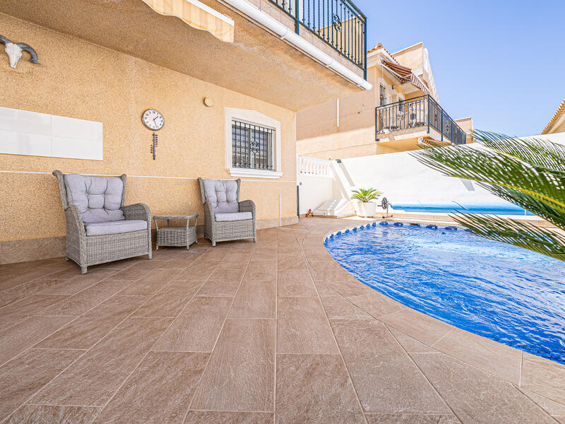 4 Schlafzimmer Villa zu verkaufen