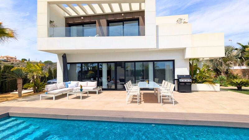 3 bedroom Villa for sale