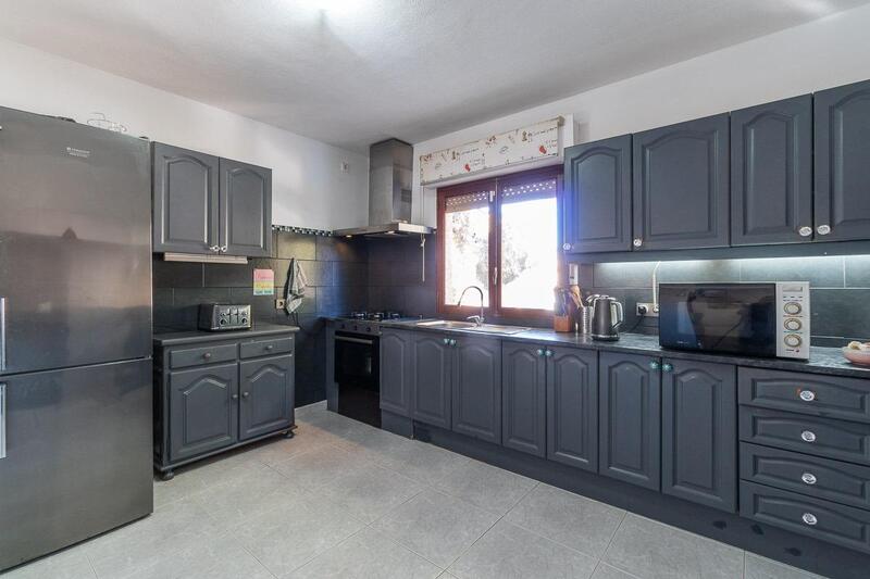 6 bedroom Villa for sale