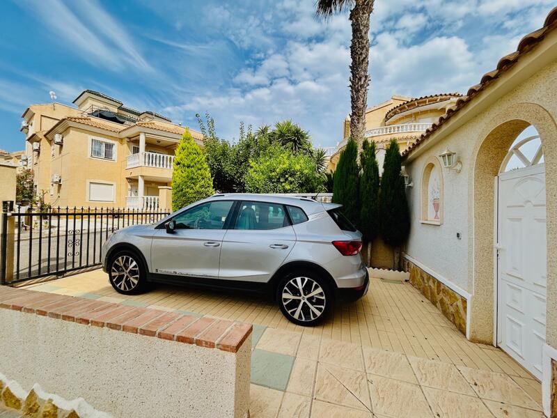 2 bedroom Villa for sale