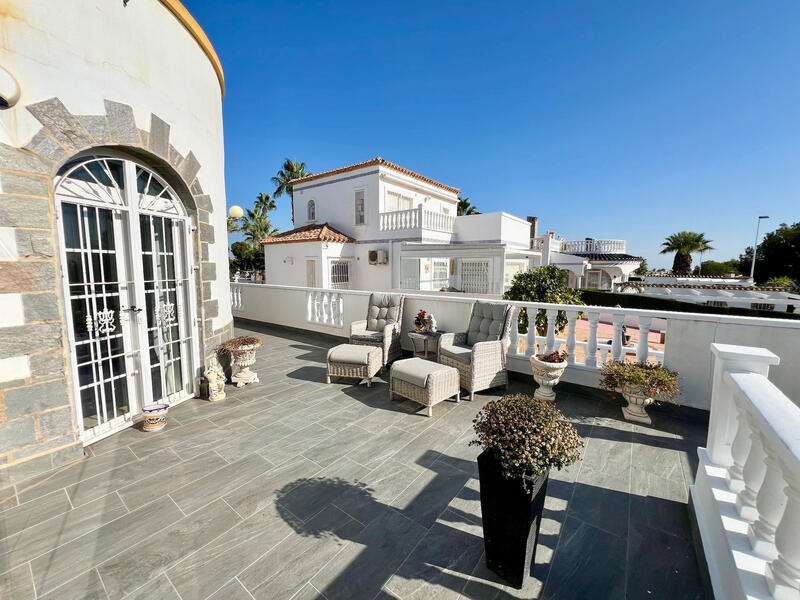 3 bedroom Villa for sale
