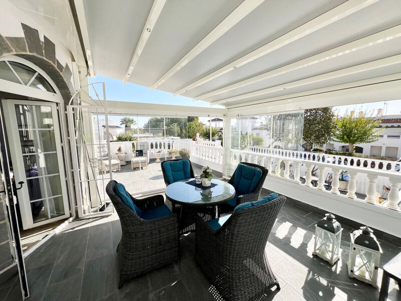 3 bedroom Villa for sale