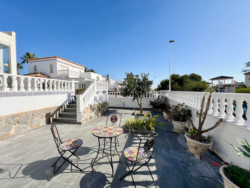 3 bedroom Villa for sale