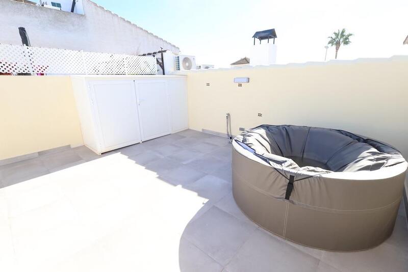 2 Cuarto Villa en venta