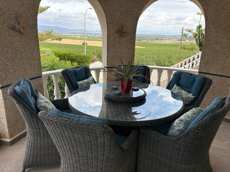 5 bedroom Villa for sale