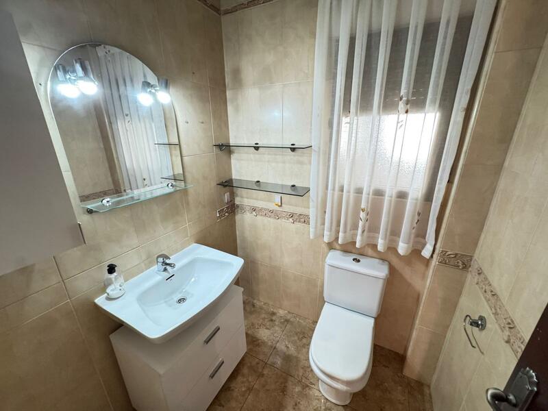 3 Schlafzimmer Stadthaus zu verkaufen