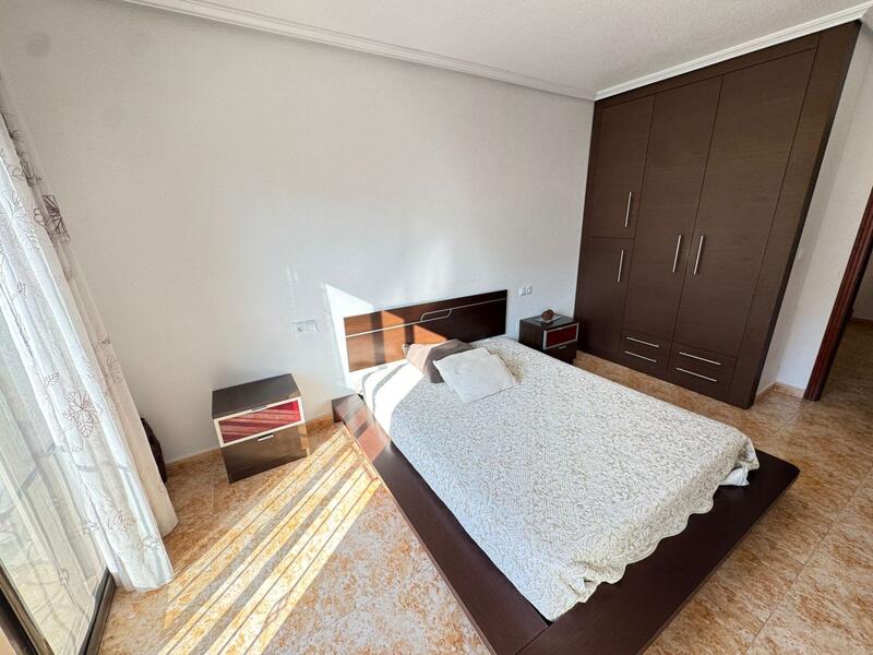 3 Schlafzimmer Stadthaus zu verkaufen
