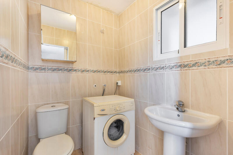 2 Cuarto Adosado en venta