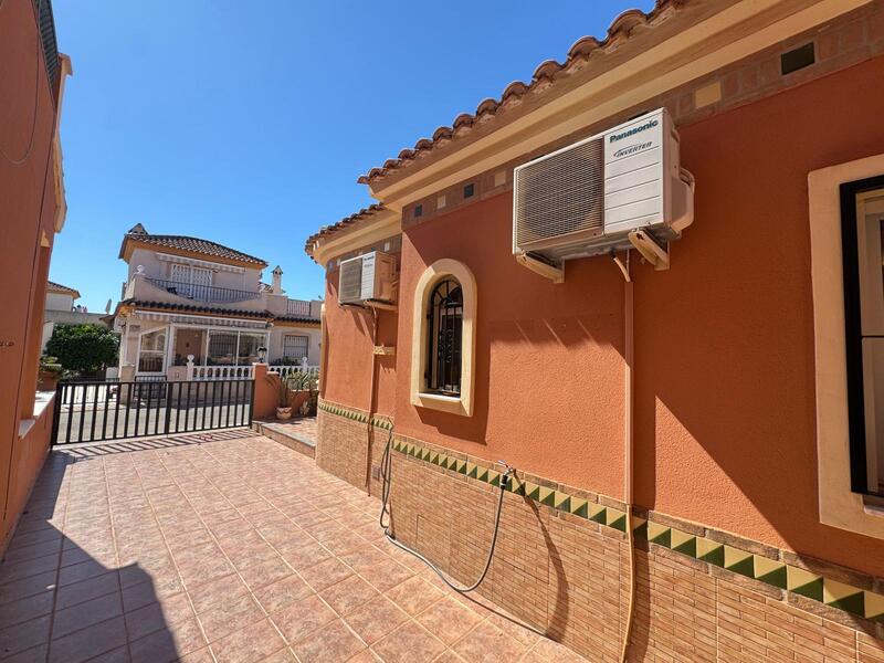 2 slaapkamer Villa Te koop