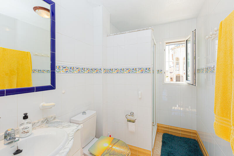 4 slaapkamer Villa Te koop