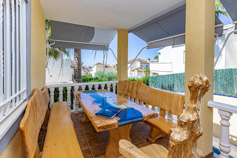 4 slaapkamer Villa Te koop