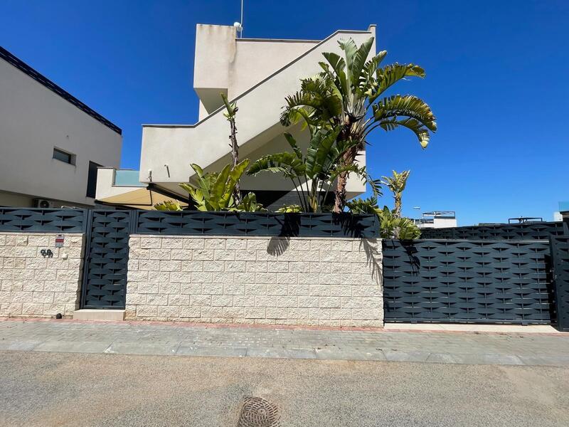 3 slaapkamer Villa Te koop