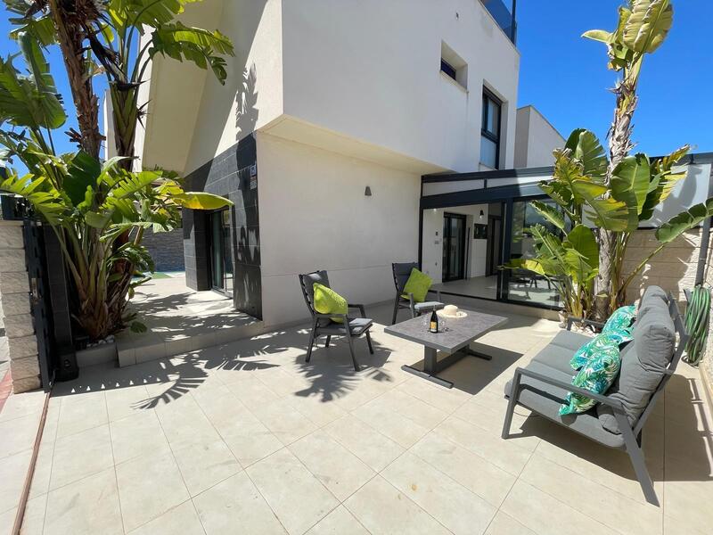 3 slaapkamer Villa Te koop