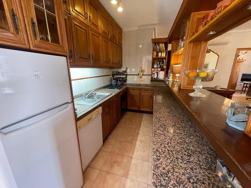4 Cuarto Villa en venta