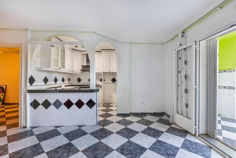 2 Cuarto Villa en venta