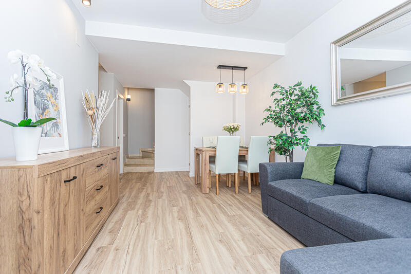 3 sovrum Radhus till salu