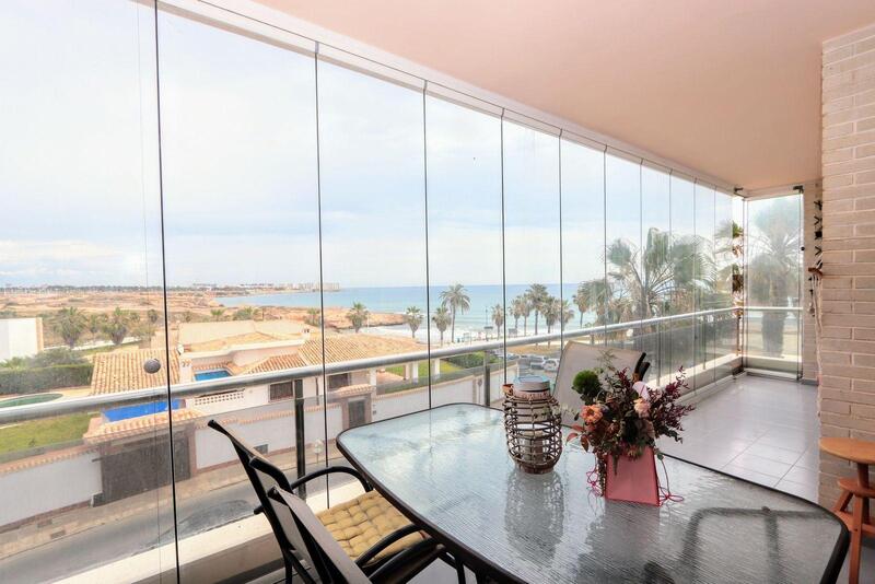 Leilighet til salgs i Playa Flamenca, Alicante
