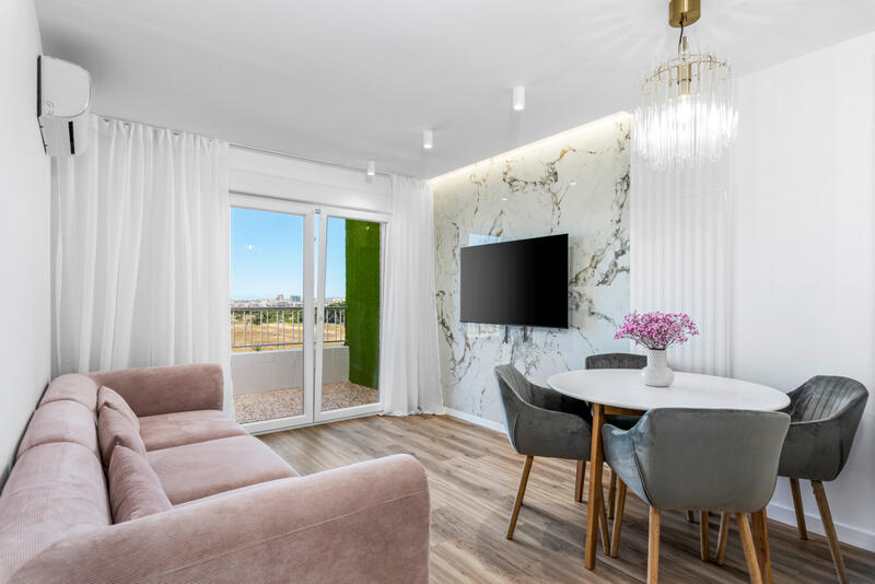 2 bedroom Apartment for sale