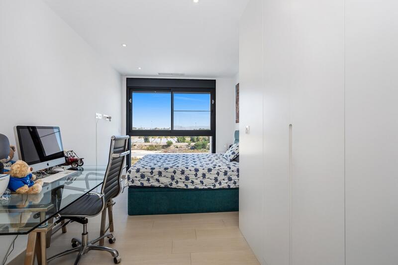 3 bedroom Townhouse for sale