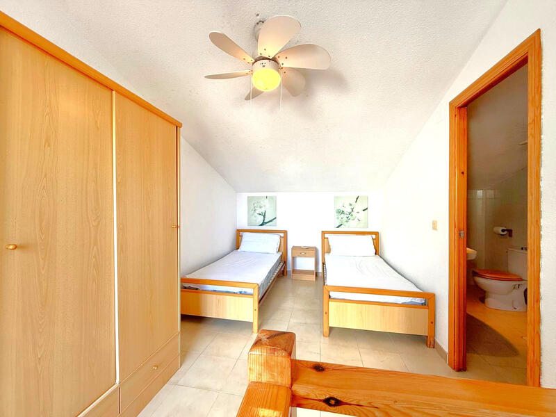 3 Cuarto Adosado en venta
