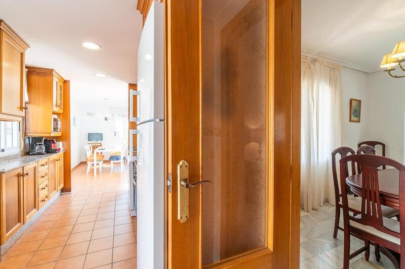 8 sovrum Villa till salu