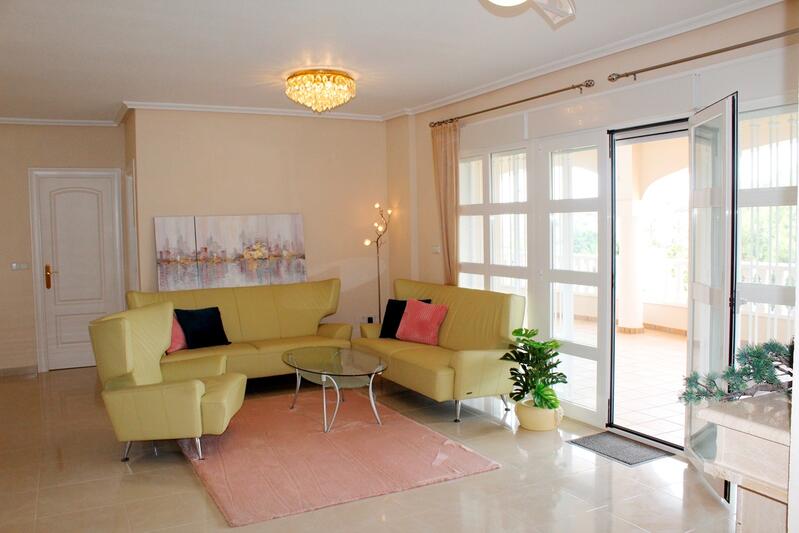 4 Cuarto Villa en venta