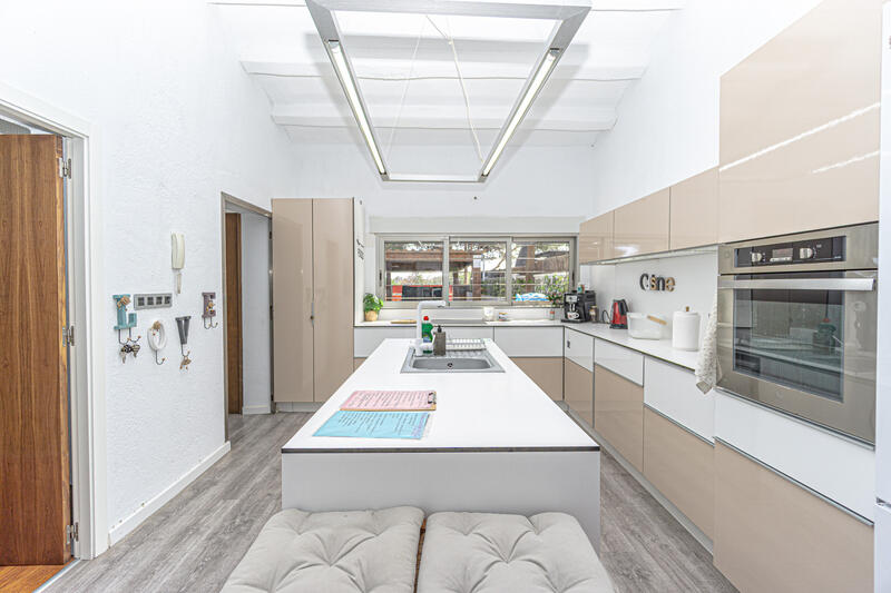 4 Schlafzimmer Villa zu verkaufen