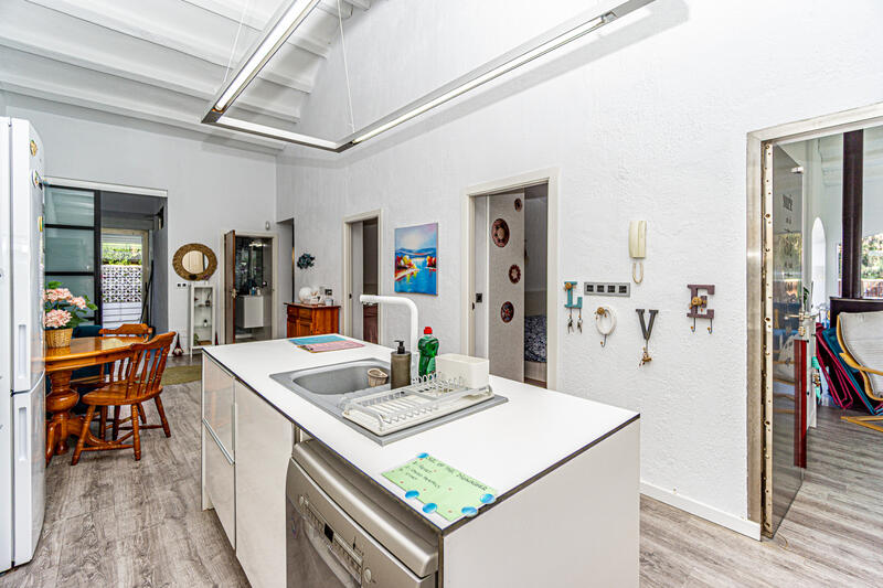 4 Schlafzimmer Villa zu verkaufen