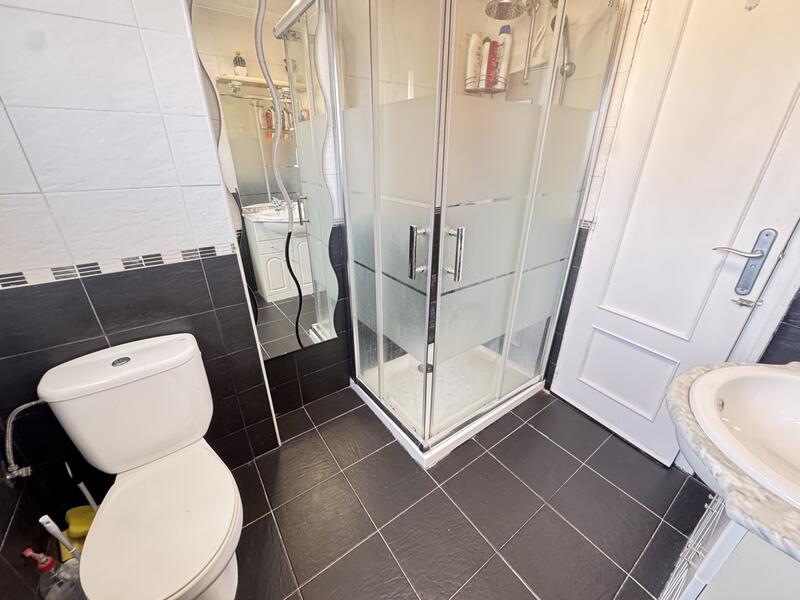 2 slaapkamer Appartement Te koop