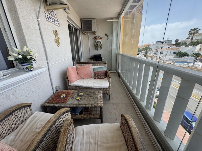 2 slaapkamer Appartement Te koop