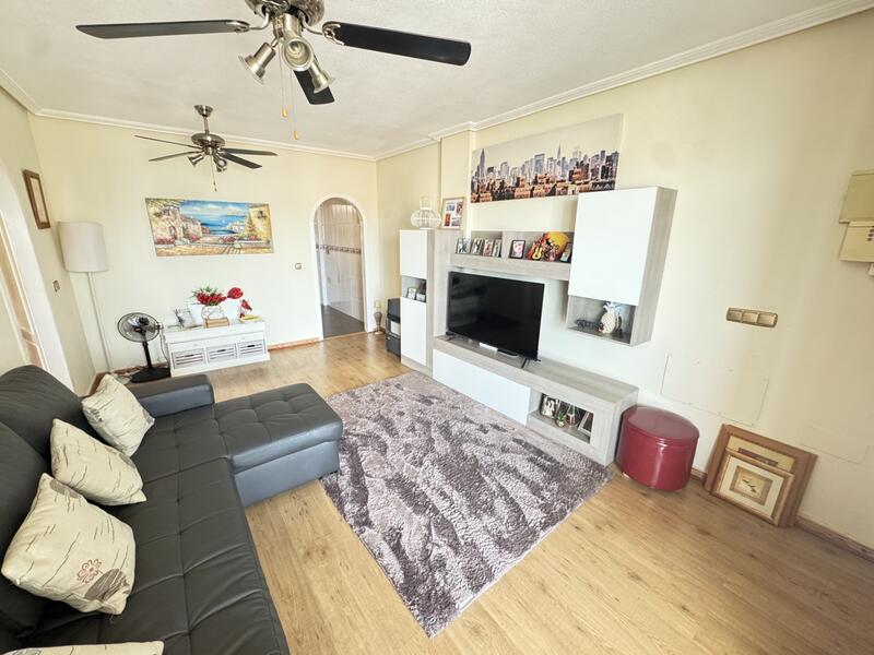 2 slaapkamer Appartement Te koop
