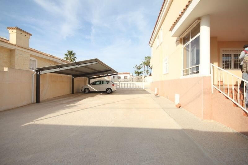 5 chambre Villa à vendre