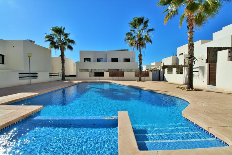 3 Cuarto Villa en venta
