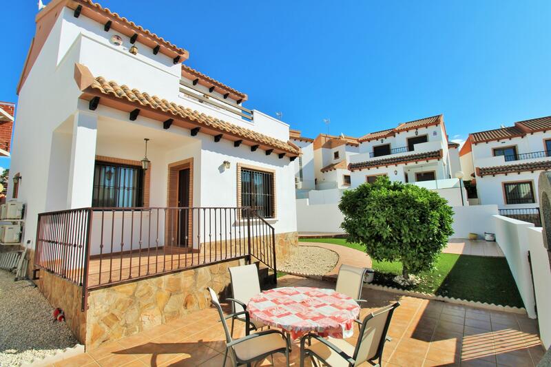 3 Cuarto Villa en venta