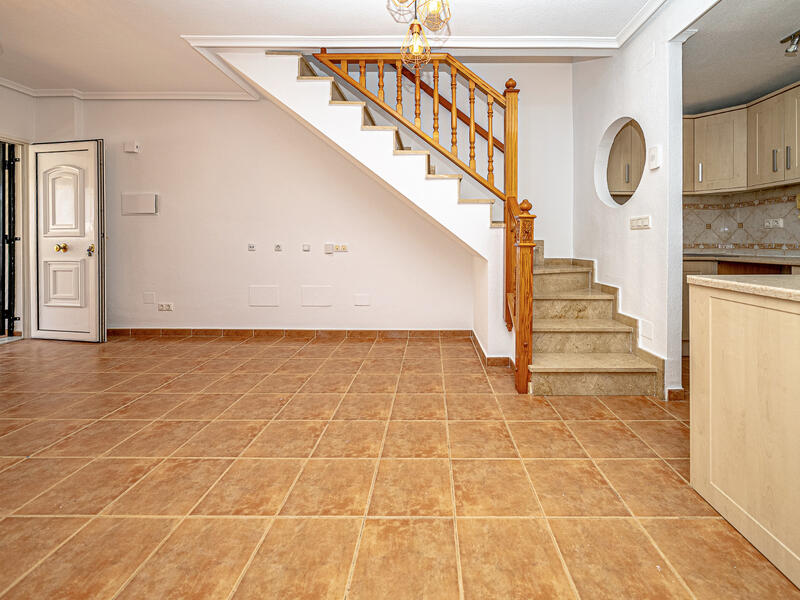 2 Cuarto Villa en venta