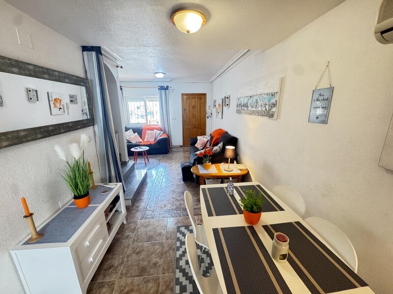 3 slaapkamer Gezinswoning Te koop