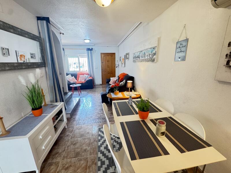 3 slaapkamer Gezinswoning Te koop