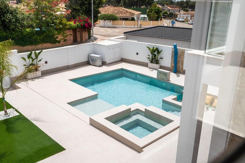 4 bedroom Villa for sale