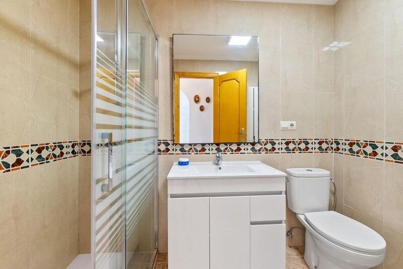 2 slaapkamer Appartement Te koop
