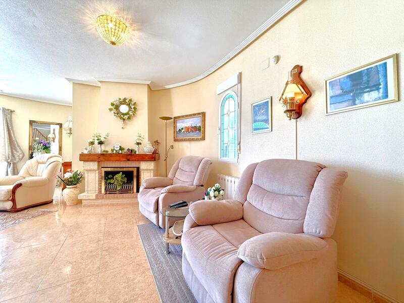 3 bedroom Villa for sale