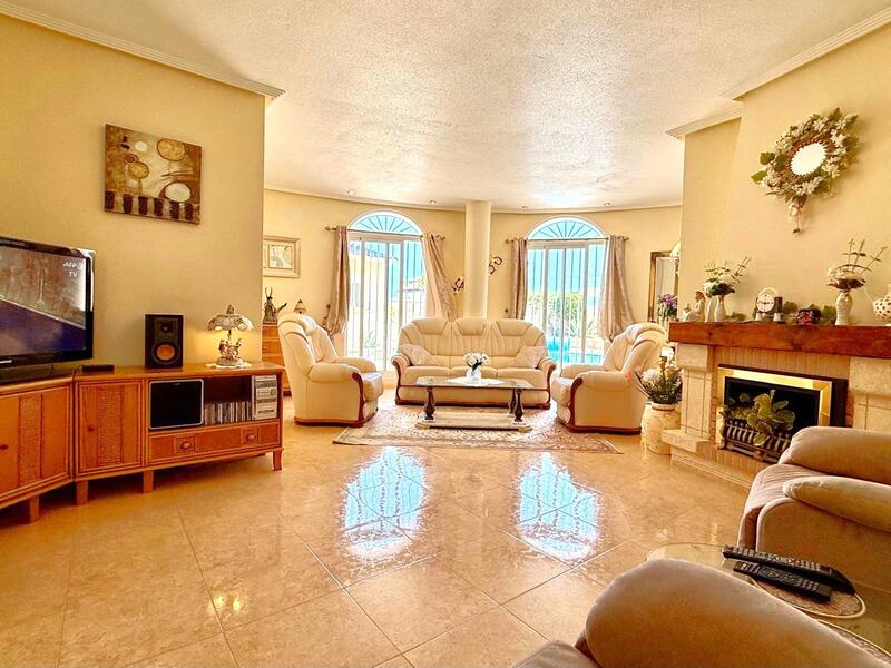 3 bedroom Villa for sale