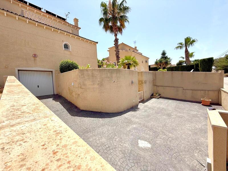 3 bedroom Villa for sale