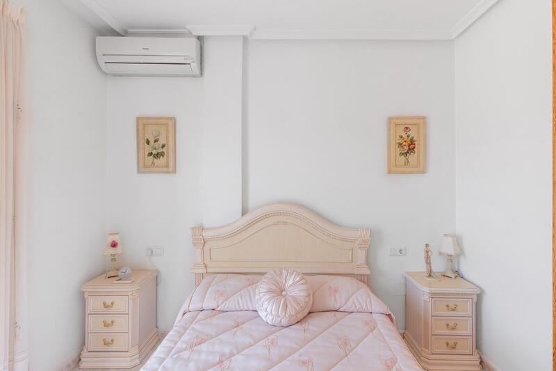 2 Schlafzimmer Duplex zu verkaufen