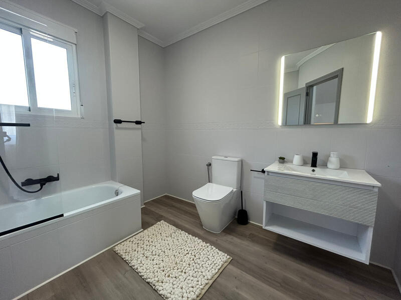 4 slaapkamer Villa Te koop