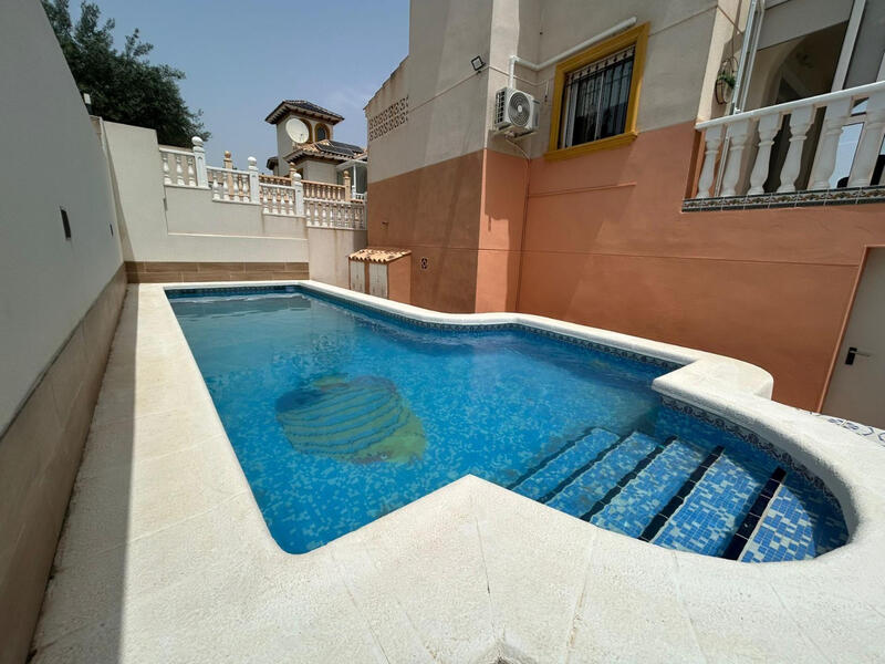 4 slaapkamer Villa Te koop