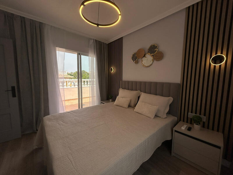 4 slaapkamer Villa Te koop