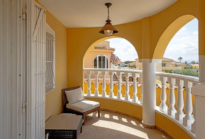 3 bedroom Villa for sale