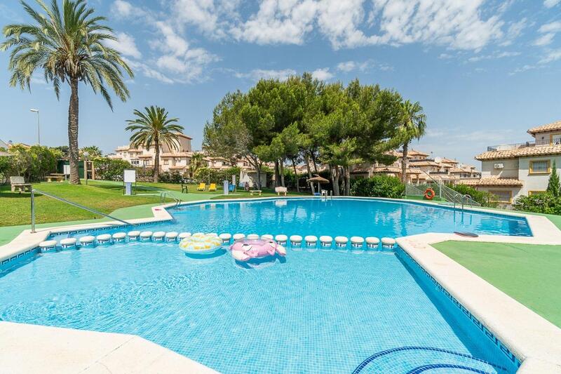 Appartement Te koop in Villamartin, Alicante