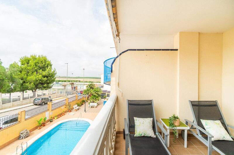 2 bedroom Apartment for sale